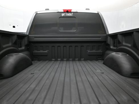 Used 2021 Ford F150 Lariat image 6