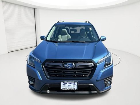 Used 2023 Subaru Forester Limited AWD/4WD image 2