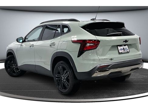 New 2026 Chevrolet Trax ACTIV w/ Sunroof Package image 4