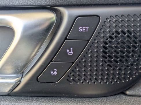 Used 2024 Kia Telluride SX Prestige w/ Towing Package image 31