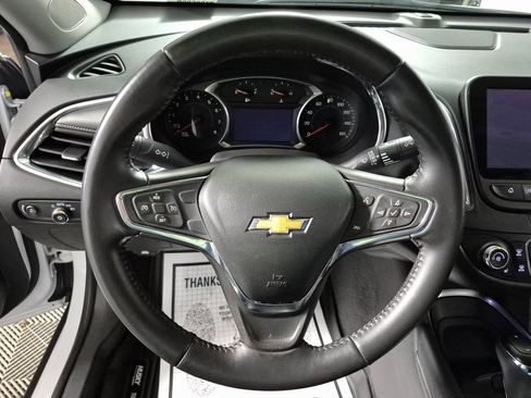 Used 2017 Chevrolet Malibu LT w/ Leather Package image 11