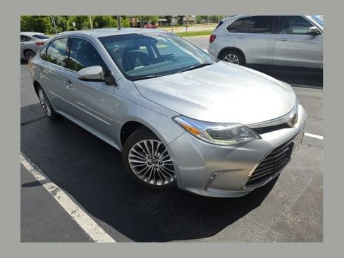 Used 2018 Toyota Avalon Limited w/ All Weather Liner Package FWD image 1