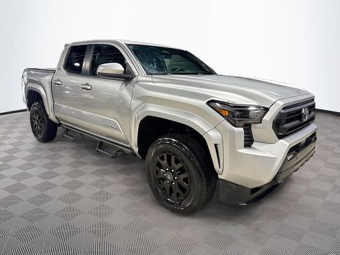 Used 2024 Toyota Tacoma SR5 image 4