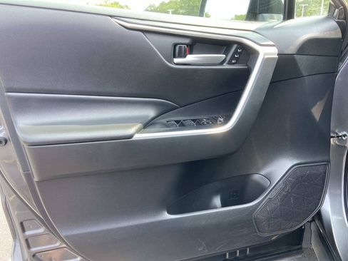 Used 2023 Toyota RAV4 XLE Premium AWD/4WD image 23