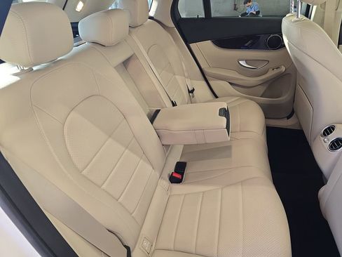 Certified 2022 Mercedes-Benz GLC 300 image 14