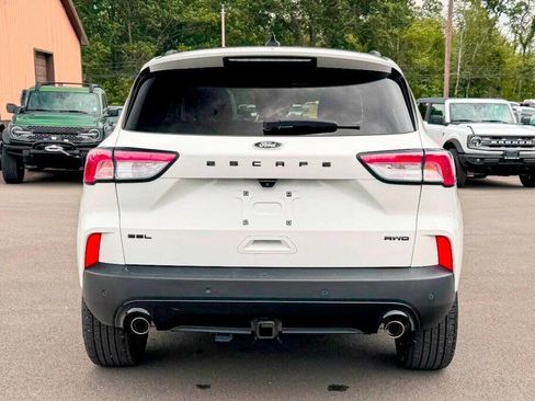 Used 2022 Ford Escape SEL w/ SEL Stealth AWD Package image 4