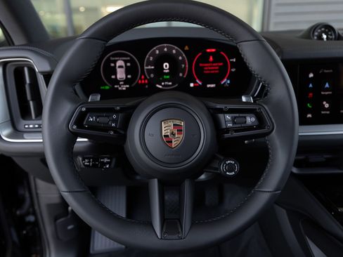 Certified 2025 Porsche Cayenne E-Hybrid AWD/4WD image 22