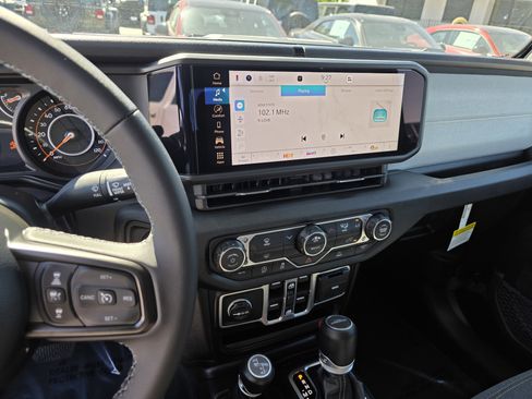 New 2026 Jeep Gladiator Sport image 15