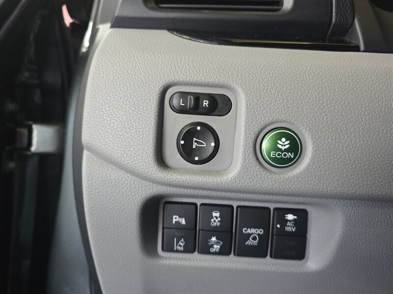 Used 2019 Honda Ridgeline RTL-E image 19