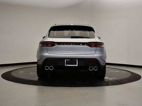 Certified 2026 Porsche Macan AWD/4WD image 6