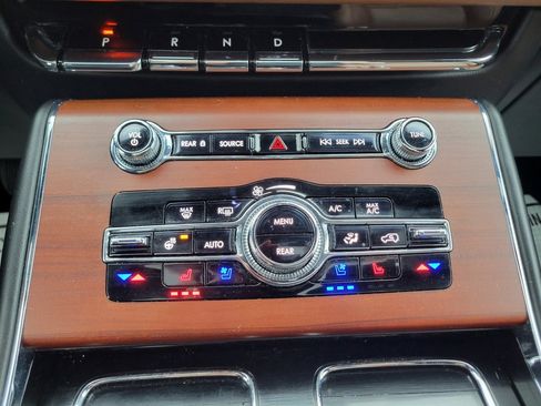 Certified 2023 Lincoln Aviator Reserve w/ Elements Package Plus image 7