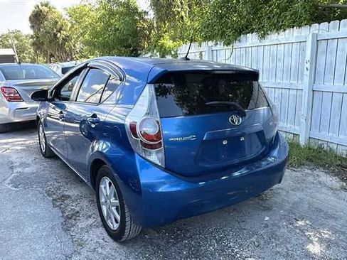 Used 2014 Toyota Prius C Three FWD image 2