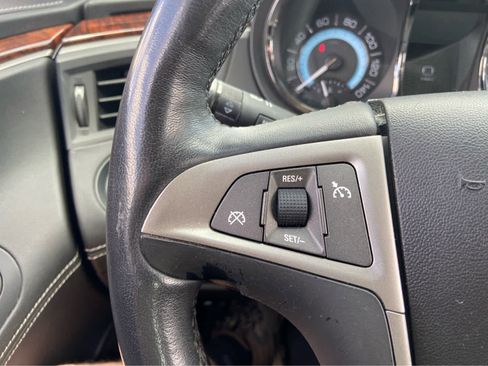 Used 2012 Buick LaCrosse Touring FWD image 23