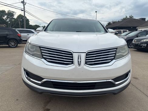 Used 2016 Lincoln MKX Select FWD image 4