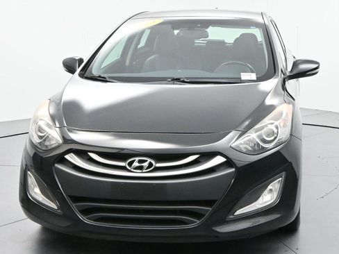 Used 2013 Hyundai Elantra GT w/ Style Pkg FWD image 3