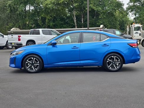 Used 2024 Nissan Sentra SV image 6