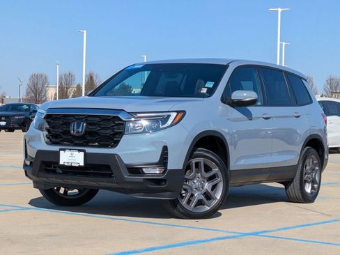 Certified 2022 Honda Passport EX-L image 2