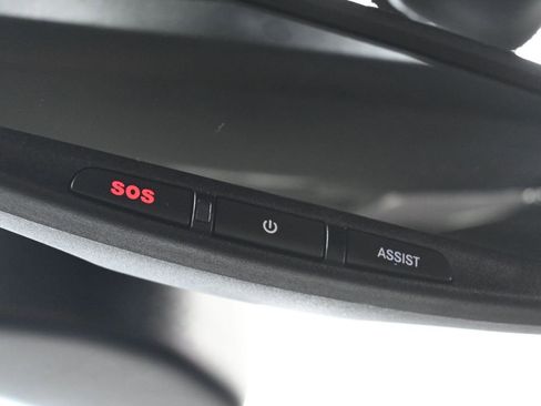 Used 2018 Jeep Grand Cherokee Limited image 23