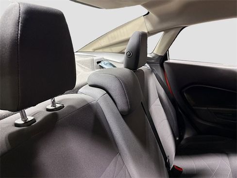 Used 2019 Ford Fiesta SE w/ Cold Weather Package image 27