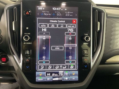 Used 2025 Subaru Forester Limited image 20