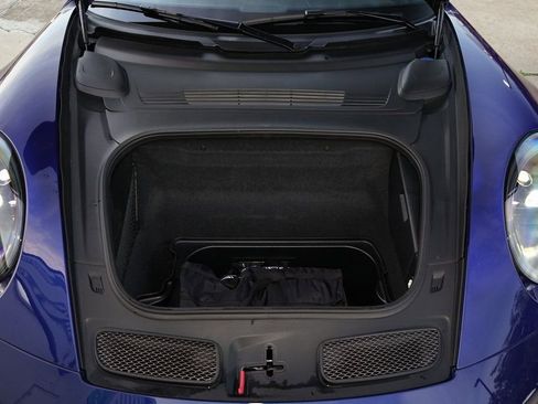 Used 2023 Porsche 911 GT3 image 31