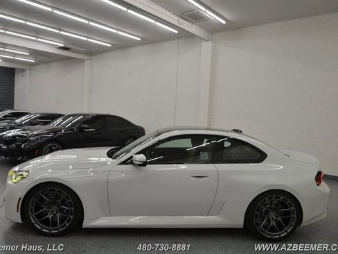 Used 2023 BMW M2 w/ Lighting Package image 4