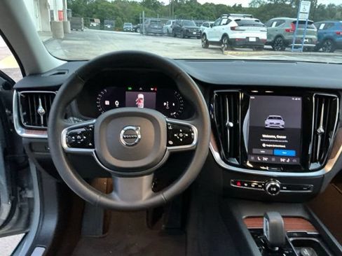 Certified 2024 Volvo S60 B5 Plus FWD image 20