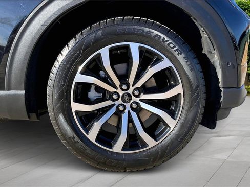 Used 2020 Ford Explorer ST w/ Premium Technology Package image 33