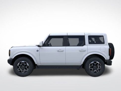New 2025 Ford Bronco Outer Banks image 5