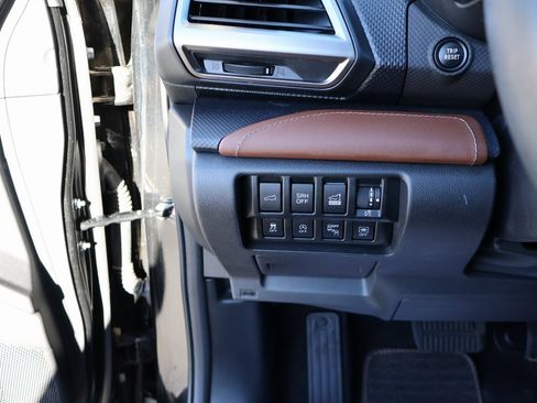 Used 2024 Subaru Forester Touring image 31