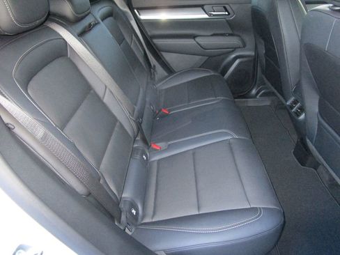 New 2026 GMC Terrain Elevation w/ Elevation Premium Package image 18