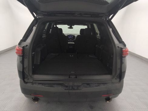 Used 2022 Chevrolet Traverse LT w/ LPO, Floor Liner Package AWD/4WD image 29
