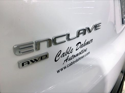 Used 2025 Buick Enclave Sport Touring AWD/4WD image 8