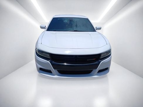 Used 2018 Dodge Charger GT AWD/4WD image 3