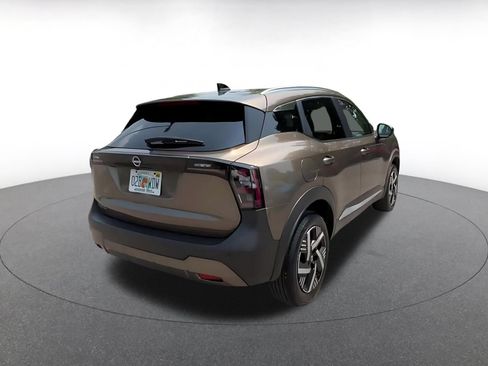 Used 2026 Nissan Kicks SV w/ Cold Weather Package FWD image 14