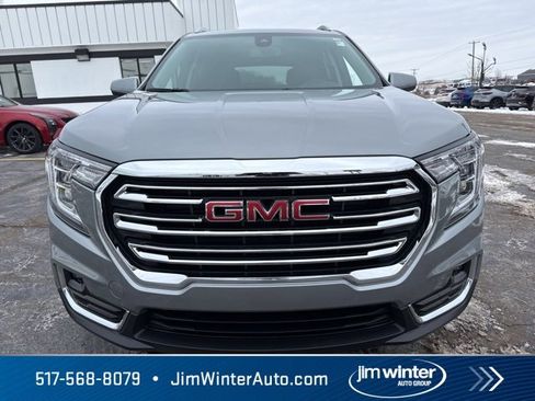 Certified 2024 GMC Terrain SLT image 5