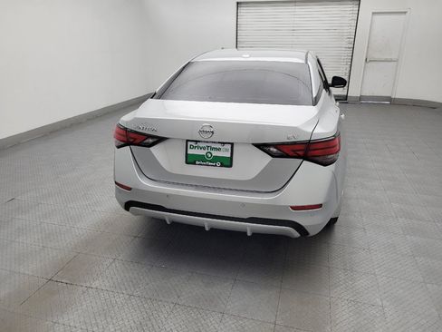 Used 2020 Nissan Sentra SV FWD image 7