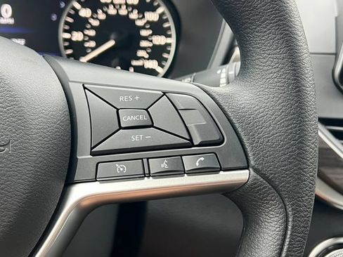New 2026 Nissan Altima 2.5 SV FWD image 16