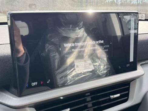 New 2026 Ford Explorer Active AWD/4WD image 24