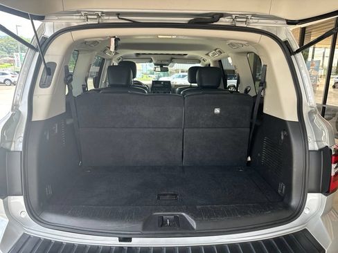 Used 2021 Nissan Armada SL w/ Captain's Chairs Package AWD/4WD image 25