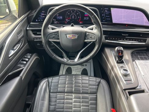 Used 2023 Cadillac Escalade V image 13