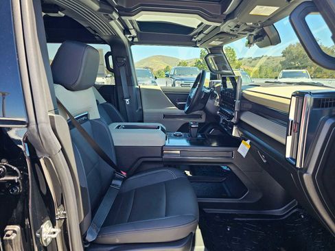 New 2026 GMC Hummer EV SUV AWD/4WD image 10