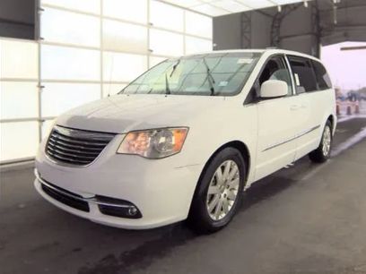 Used 2016 Chrysler Town & Country Touring