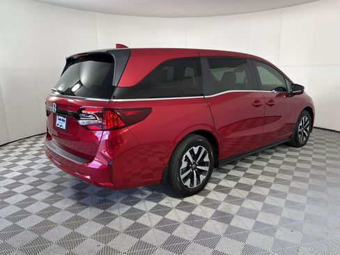 New 2026 Honda Odyssey EX-L image 9