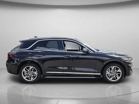Certified 2024 Genesis GV70 2.5T w/ Select Package AWD/4WD image 5