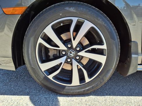 Used 2020 Honda Odyssey Elite image 32