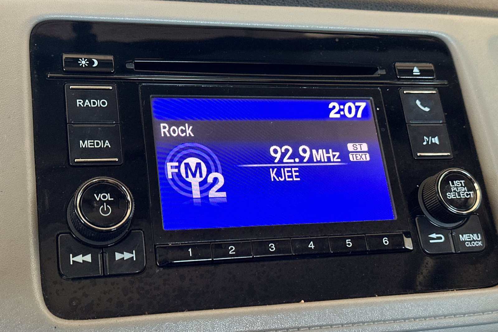 Used 2020 Honda HR-V LX image 19