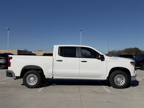 New 2026 Chevrolet Silverado 1500 W/T w/ WT Value Package image 3
