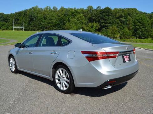 Used 2014 Toyota Avalon Limited FWD image 6