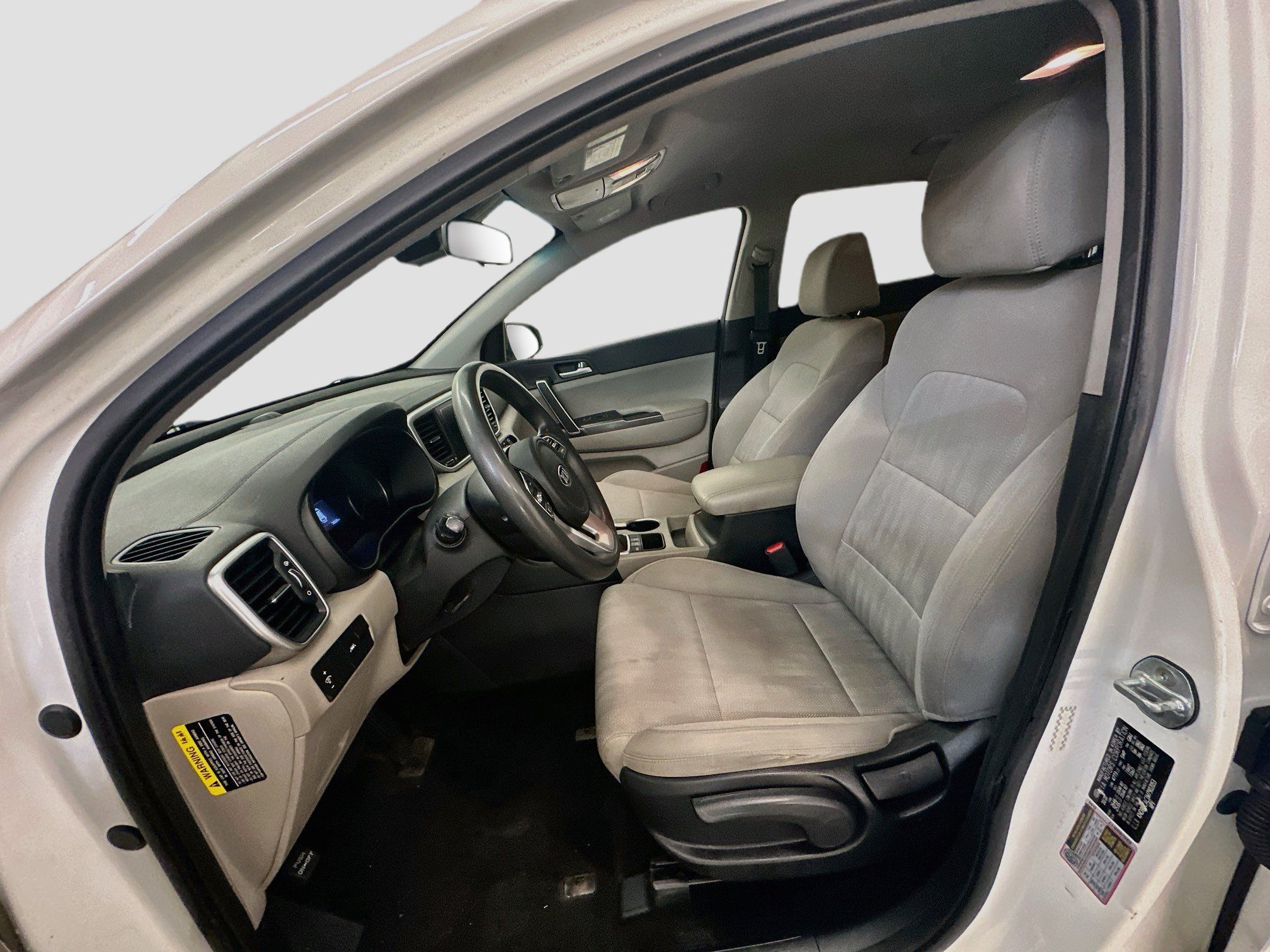 Used 2021 Kia Sportage LX AWD/4WD image 13